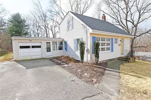 10 Ray St, Coventry, RI 02816 photo 1