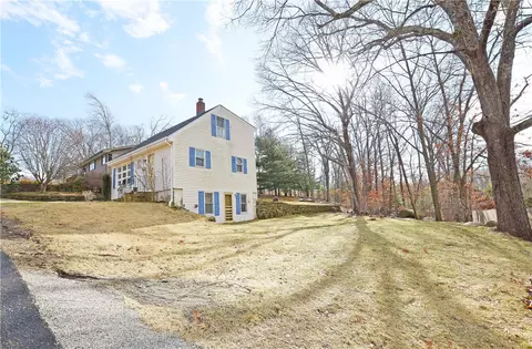 10 Ray St, Coventry, RI 02816 photo 4