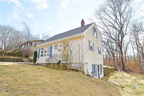 10 Ray St, Coventry, RI 02816 photo 2