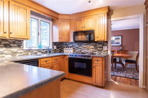 7 Silver Maple Dr, Coventry, RI 02816 photo 8