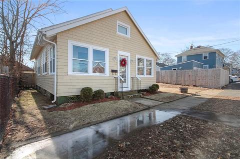 8 Harding Ave, Warwick, RI 02888 photo 2