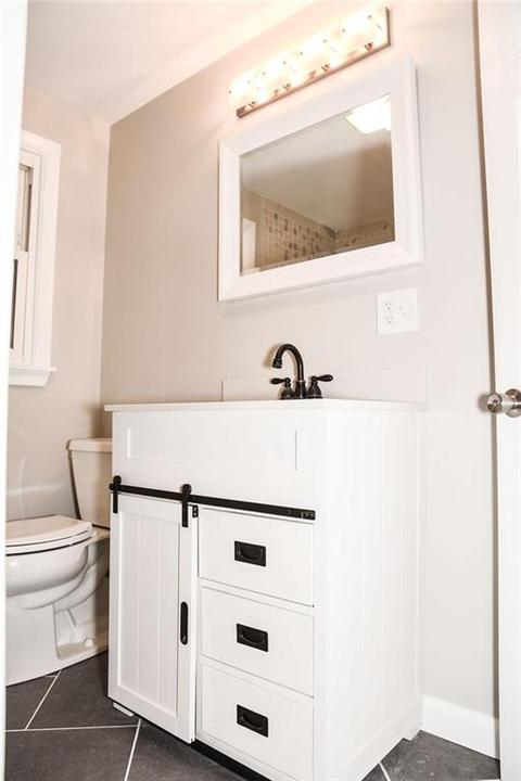 231 Baldwin Rd, Warwick, RI 02888 photo 9