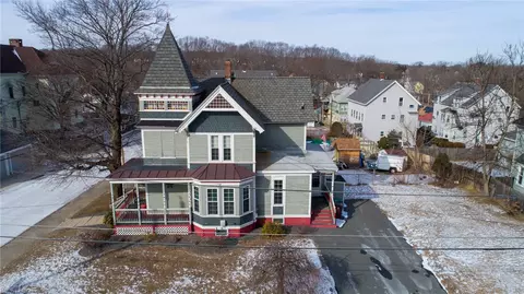 73 Andrews St, Woonsocket, RI 02895 photo 6