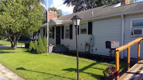 69 Hayes St, Woonsocket, RI 02895 photo 1