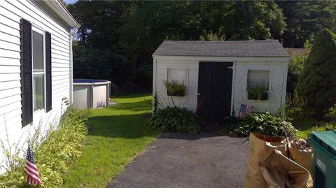 69 Hayes St, Woonsocket, RI 02895 photo 3
