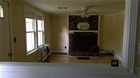 69 Hayes St, Woonsocket, RI 02895 photo 6