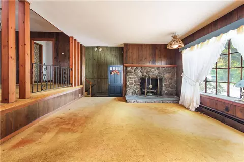 11 Memory Ln, Westerly, RI 02891 photo 3