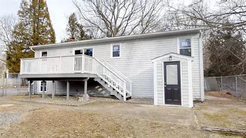1 Duluth Ave, Warwick, RI 02889 photo 3