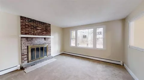 1 Duluth Ave, Warwick, RI 02889 photo 8