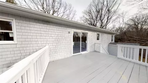 1 Duluth Ave, Warwick, RI 02889 photo 4