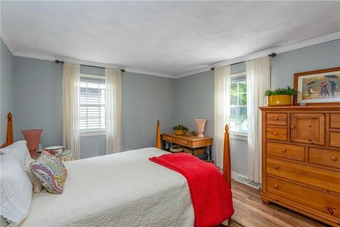 85 Maureen Cir, Mapleville, RI 02839 photo 18