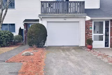 788 Williamsburg Cir, Warwick, RI 02886 photo 32