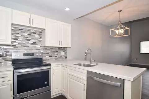 788 Williamsburg Cir, Warwick, RI 02886 photo 12