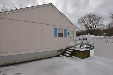 170 Andrews St, Woonsocket, RI 02895 photo 4