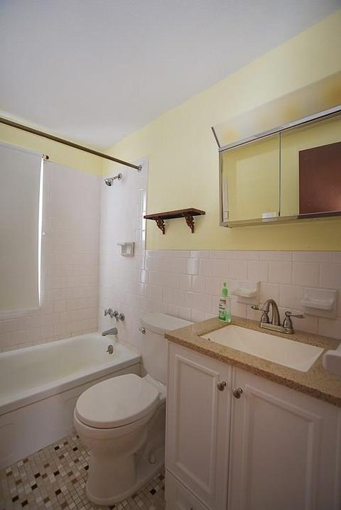 170 Andrews St, Woonsocket, RI 02895 photo 13