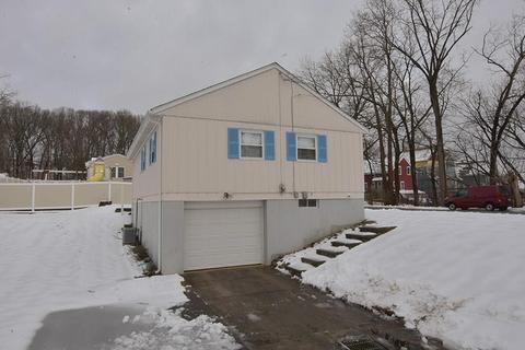 170 Andrews St, Woonsocket, RI 02895 photo 6