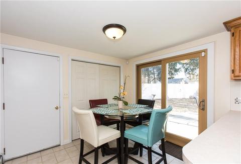 86 Capron Farm Dr, Warwick, RI 02886 photo 14