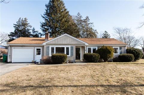 86 Capron Farm Dr, Warwick, RI 02886 photo 1