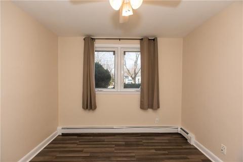 86 Capron Farm Dr, Warwick, RI 02886 photo 22