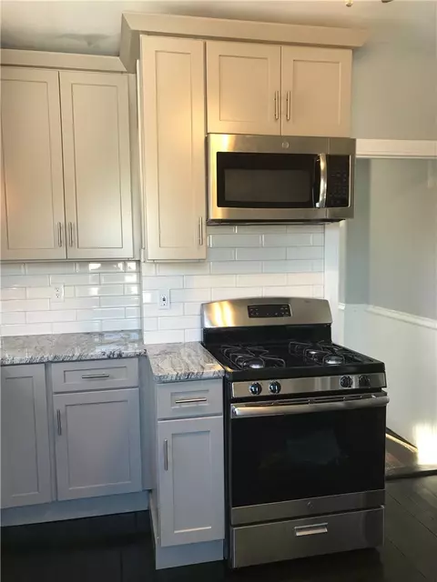 187 Atlantic Ave, Warwick, RI 02888 photo 5