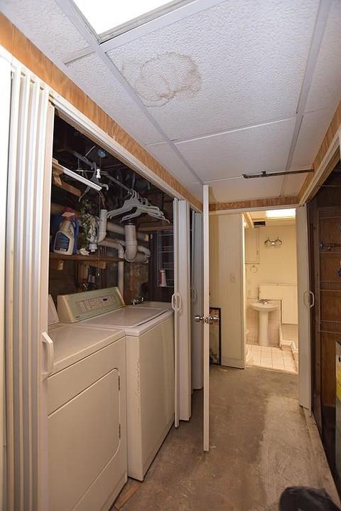 35 Staples Ave, Warwick, RI 02889 photo 11