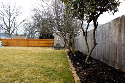 103 Watson St, Warwick, RI 02889 photo 20