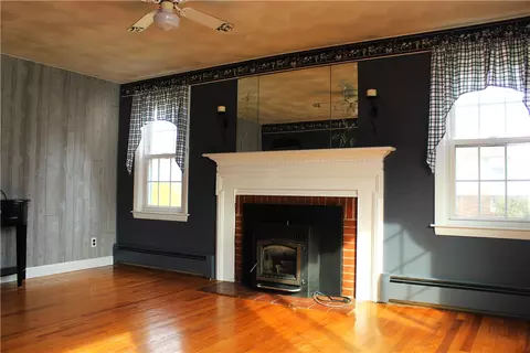 103 Watson St, Warwick, RI 02889 photo 6