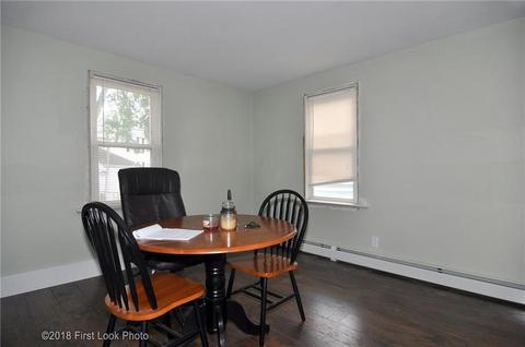489 Mason St, Woonsocket, RI 02895 photo 9