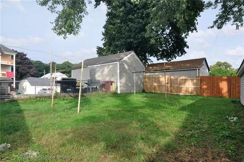489 Mason St, Woonsocket, RI 02895 photo 26
