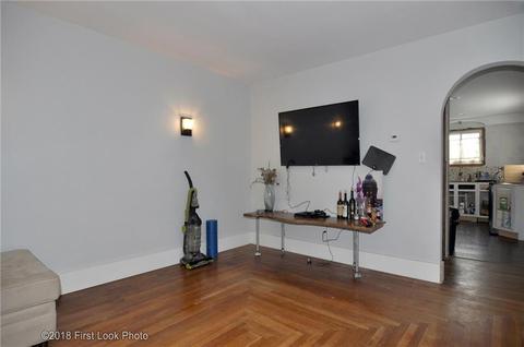 489 Mason St, Woonsocket, RI 02895 photo 14