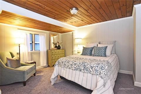 100 Bartlett Dr, Warwick, RI 02886 photo 17