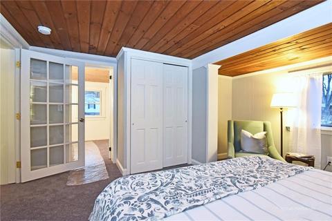 100 Bartlett Dr, Warwick, RI 02886 photo 18