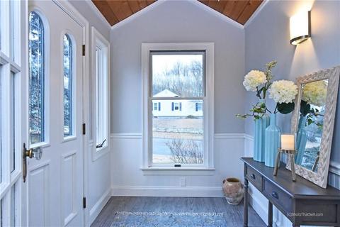 100 Bartlett Dr, Warwick, RI 02886 photo 15