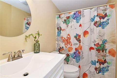 100 Bartlett Dr, Warwick, RI 02886 photo 20
