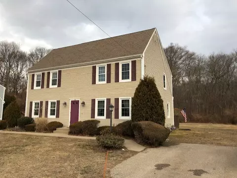36 Springbrook Rd #B, Westerly, RI 02891 photo 2