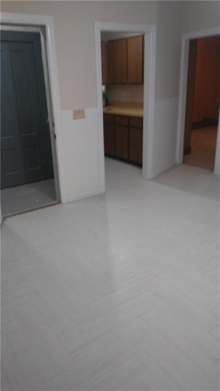 85 Oak St, Woonsocket, RI 02895 photo 4