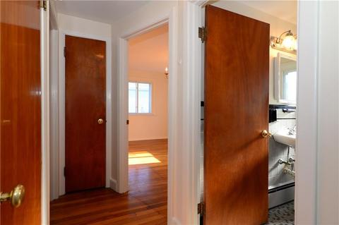 44 Commodore Ave, Warwick, RI 02888 photo 14