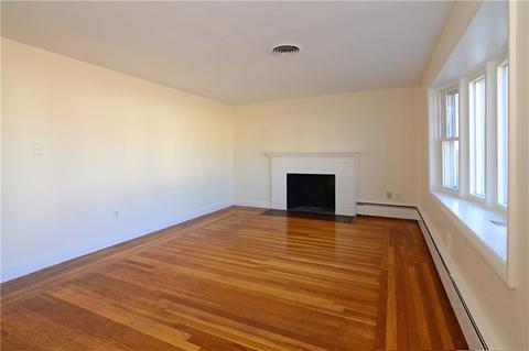 44 Commodore Ave, Warwick, RI 02888 photo 10