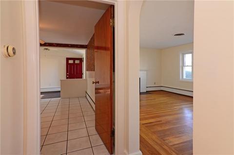 44 Commodore Ave, Warwick, RI 02888 photo 13