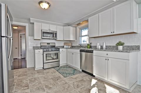 12 View Ave, Warwick, RI 02886 photo 9