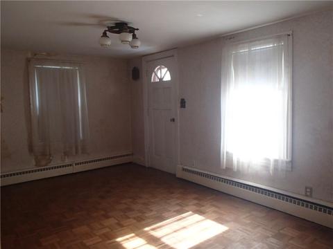 3 Third School St, Bristol, RI 02809 photo 5