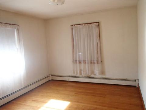 3 Third School St, Bristol, RI 02809 photo 7
