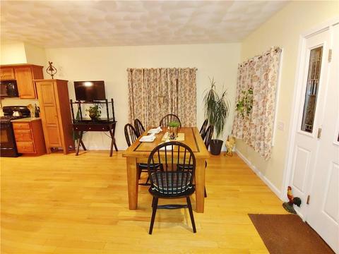 127 Midget Ave, Warwick, RI 02886 photo 3