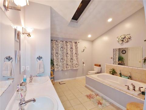 127 Midget Ave, Warwick, RI 02886 photo 16