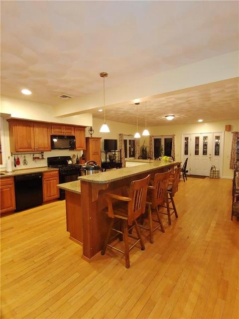 127 Midget Ave, Warwick, RI 02886 photo 6