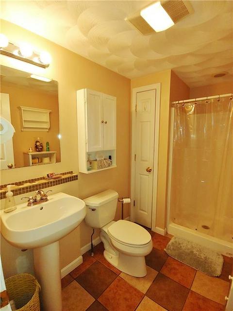 127 Midget Ave, Warwick, RI 02886 photo 7