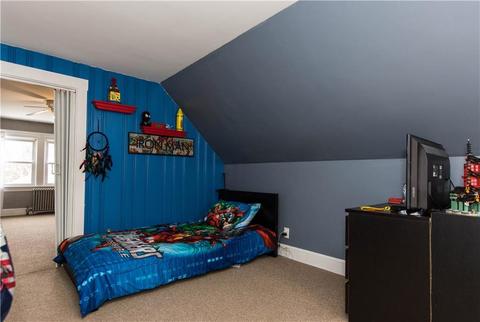 55 Mapleton St, Cranston, RI 02910 photo 22