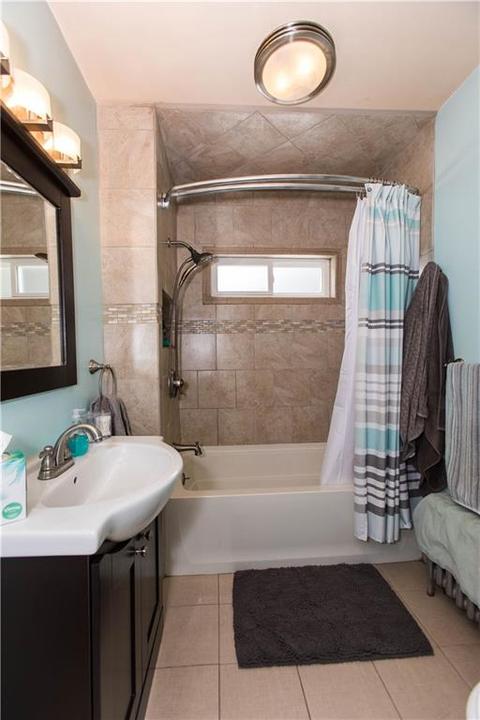 55 Mapleton St, Cranston, RI 02910 photo 11