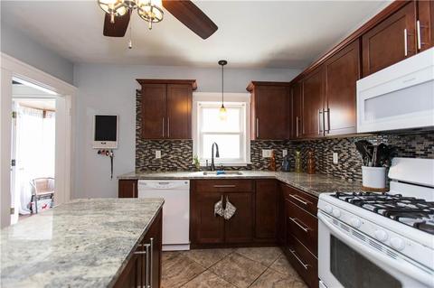 55 Mapleton St, Cranston, RI 02910 photo 5