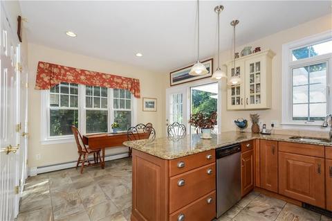 79 Wagner Rd, Westerly, RI 02891 photo 11